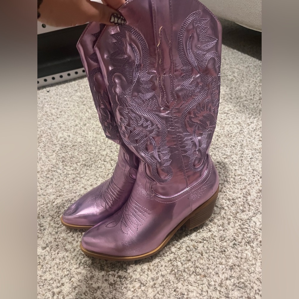 Women's Embroidered Purple Western Boots